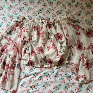 Drop off shoulders flower top
